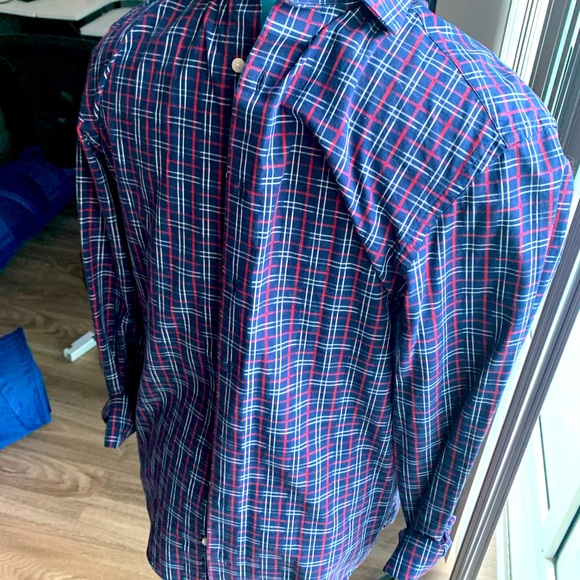 Button down - Picture 1 of 2